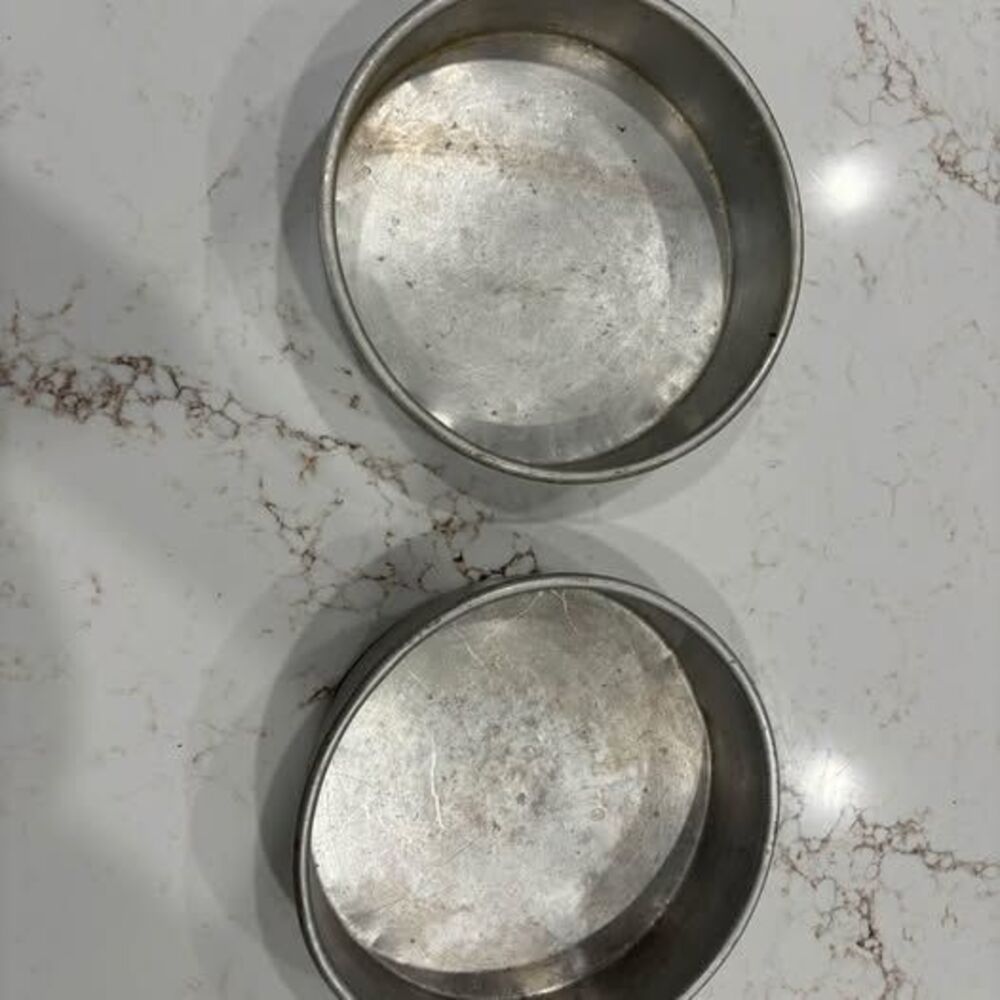 Cake pans